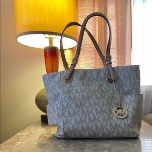 Michael Kors Tote - Relist