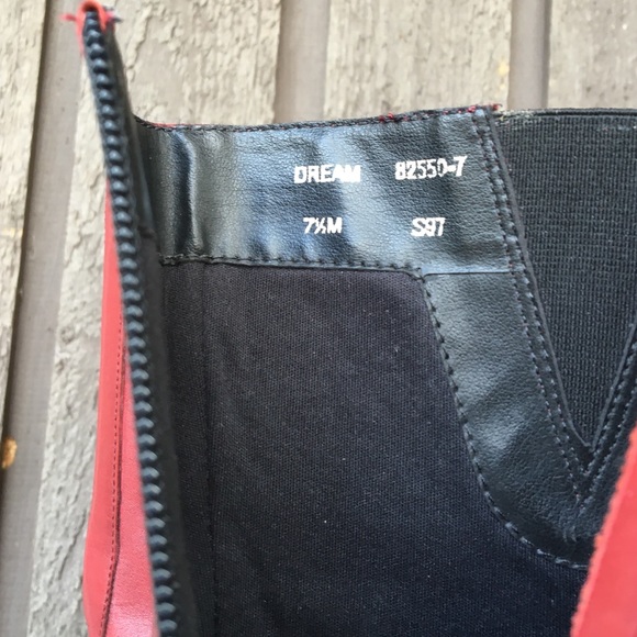 "Connie, Too" Red Leather Calf-high Vintage Boots - Picture 3 of 4