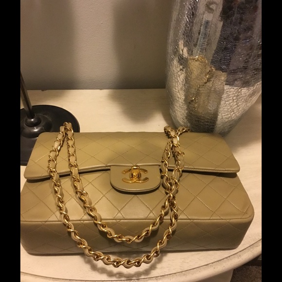 💯 AUTH CHANEL MEDIUM FLAP 10" 2.55 BEIGE GHW - Picture 2 of 4
