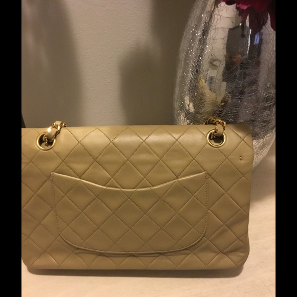 💯 AUTH CHANEL MEDIUM FLAP 10" 2.55 BEIGE GHW - Picture 4 of 4