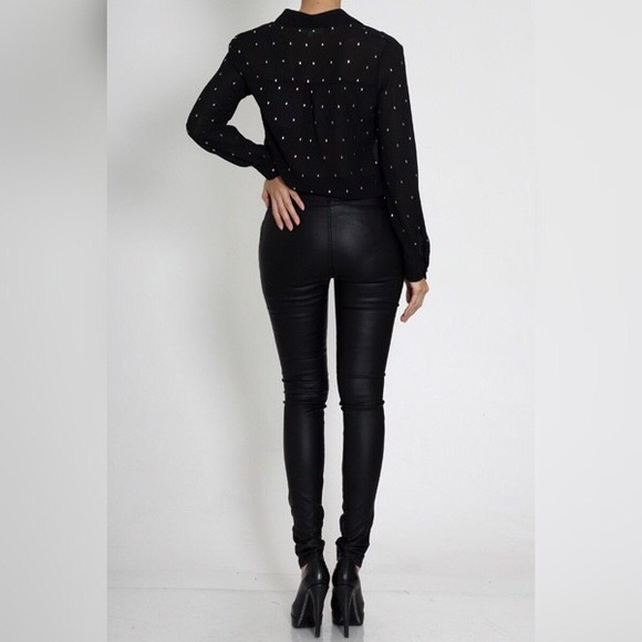 Last Pair Faux Leather Pants - Picture 2 of 4