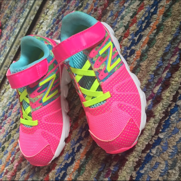 New balance toddler sneakers, size 9