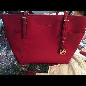 Red MICHAEL KORS purse