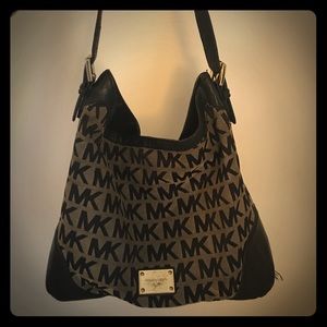 Michael Kors purse