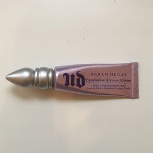 Urban Decay Eyeshadow Primer Potion
