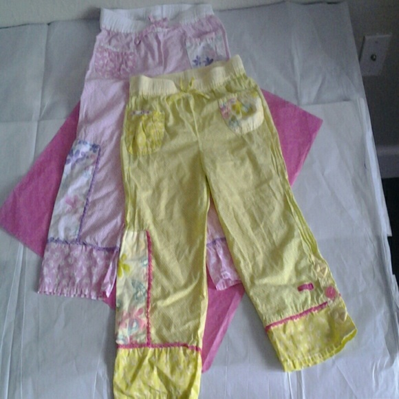 Bundle 2 Pants Naartjie kids, 1 Short Vigoss