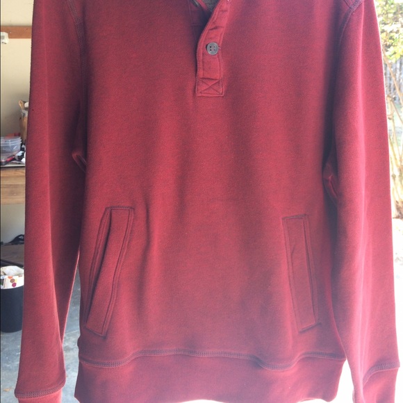 Bass, pullover sweatshirt. Worn once