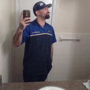 Meet your Posher, Emiliano