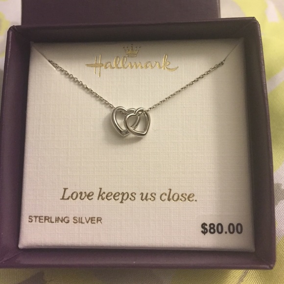Brand new necklace.