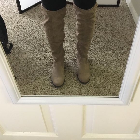 New taupe boots!! - Picture 2 of 3