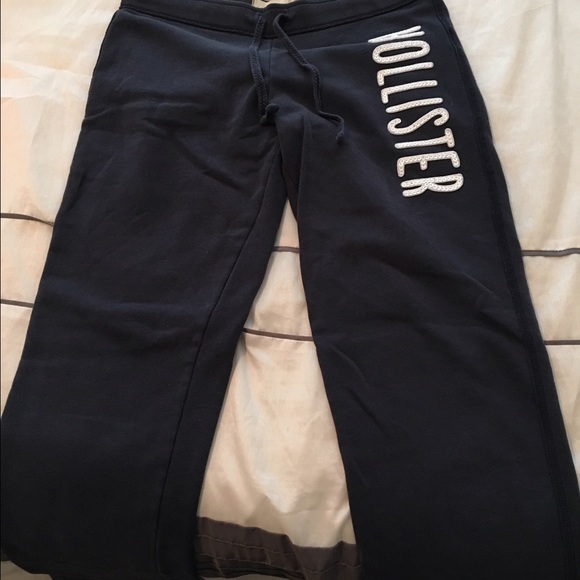 Hollister sweats