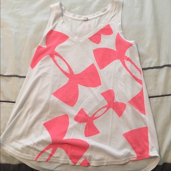 Women's under armour shirt