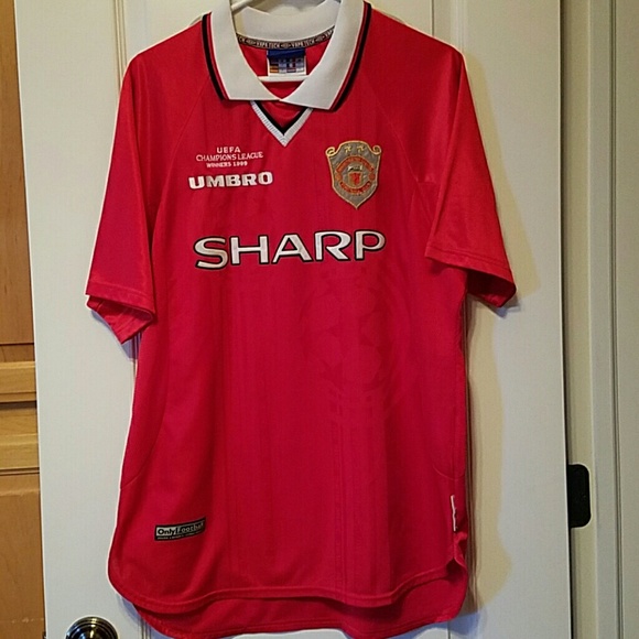 Manchester United short sleeved shirt