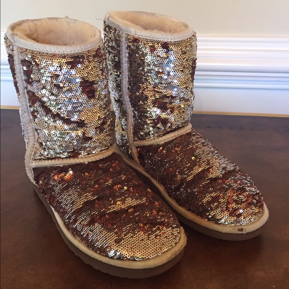 UGG Size 7 Sparkle Boot