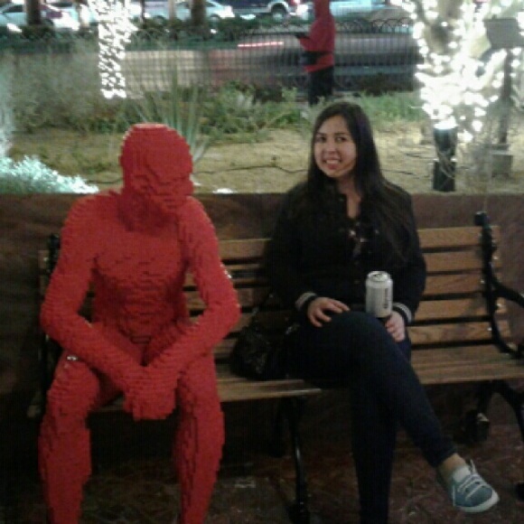 Meet your Posher, Lina - Picture 4 of 4