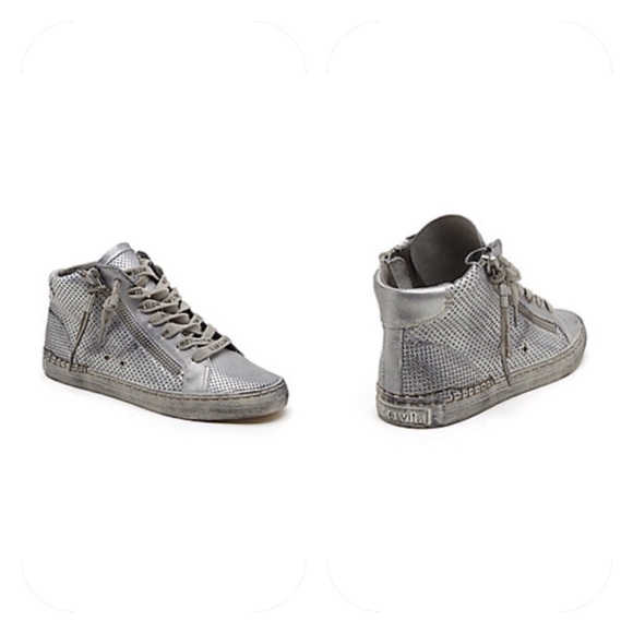 🍃💕Dolce Vita Perforated Leather Hightop Sneaker - Picture 4 of 5