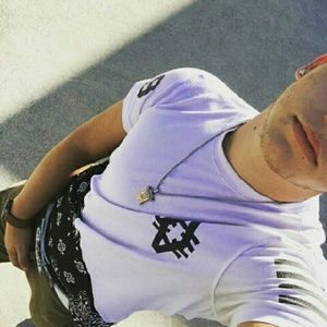 Meet your Posher, Chase