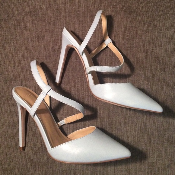*Brand New* ASOS Cornflower Blue Pointy Heels