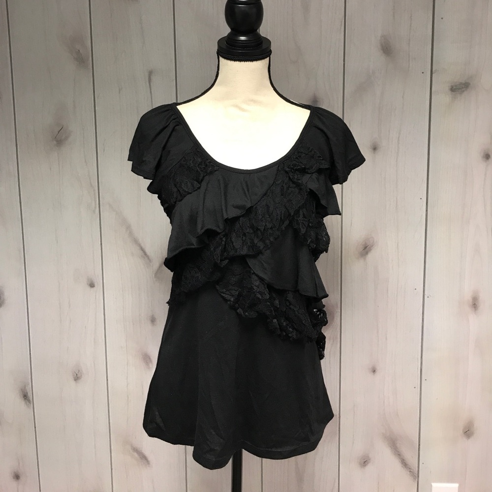 Black ruffle & lace No Boundaries Top