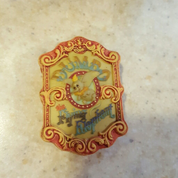 Dumbo Olszewski pockit pal