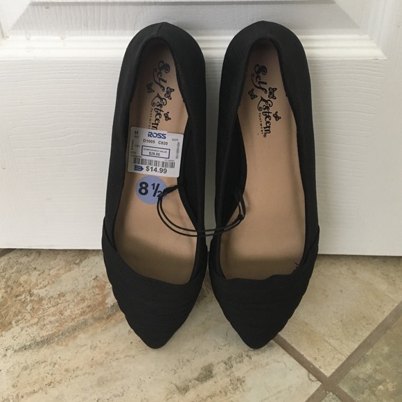 Self Esteem Black Pointed Toe Flats