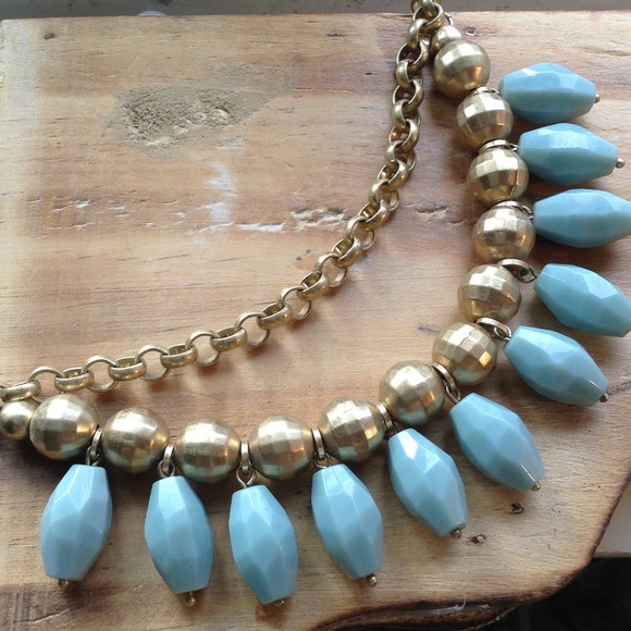 ✨LIA SOPHIA Gold Beaded STATEMENT NECKLACE✨