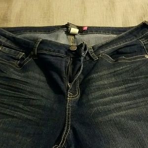 Torrid size 22 like new medium wash jeans