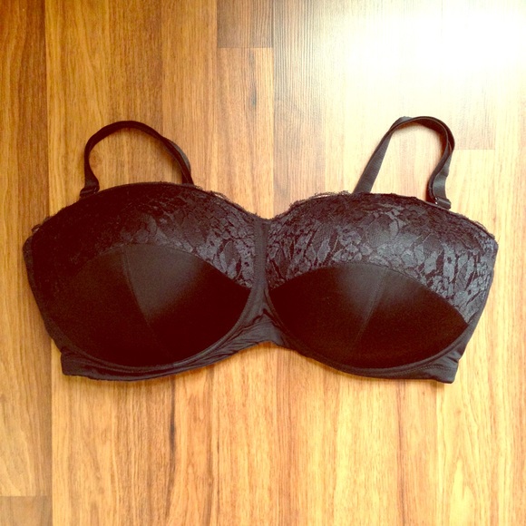 Convertible / Strapless Butterfly Bra