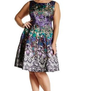 Taylor Sleeveless Floral Dress, Plus Size:14W, NWT