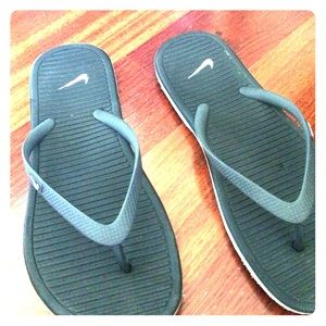 Nike flip flops