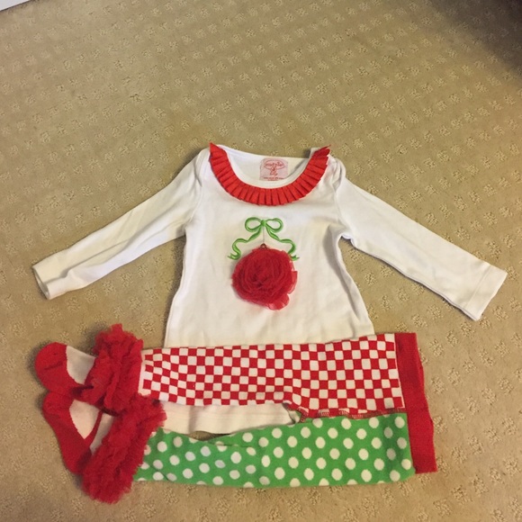Mudpie top with leggings/tights