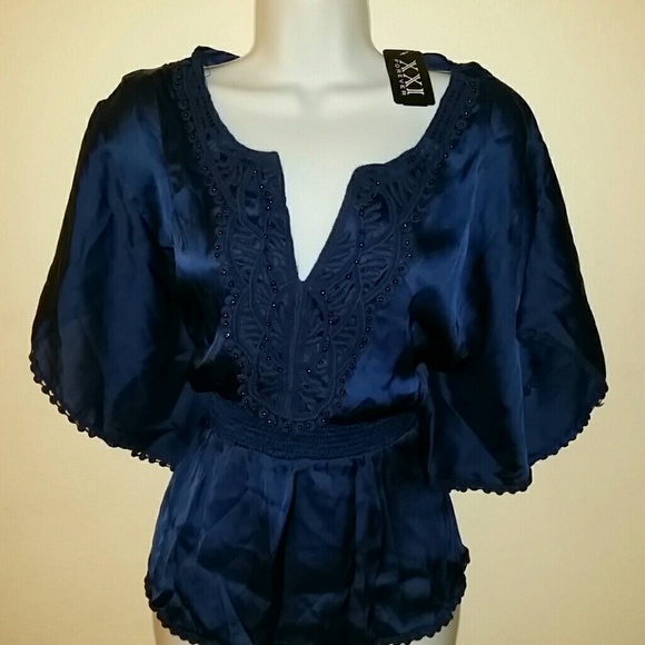New Navy blue Woven top