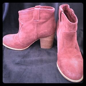 Splendid ankle booties.