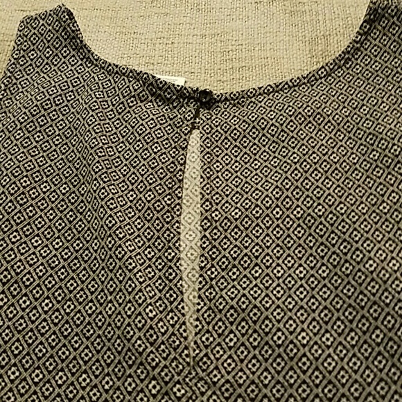 Old navy blouse - Picture 4 of 4