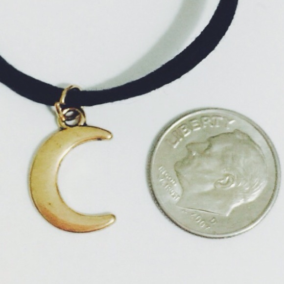 ✨LAST ONE✨Moon Choker - Picture 2 of 2
