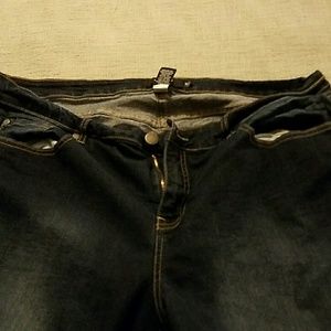Torrid size 20 skinny jeans