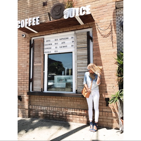 Meet your Posher, Lynnette - Picture 5 of 7