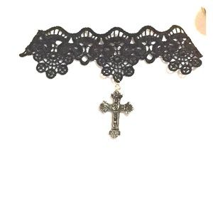 Cross Choker