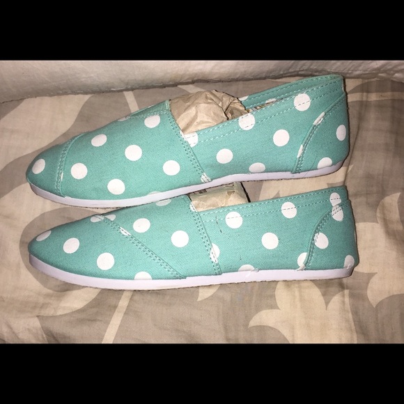 Women's Vanity "Tom's Style" Slip-one - 7 - Picture 2 of 4