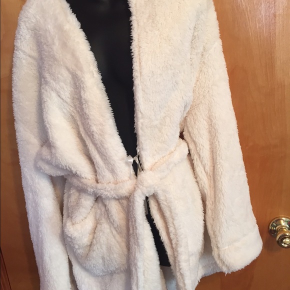 New Microfleece robe w/ teddy bear ears - Picture 4 of 4