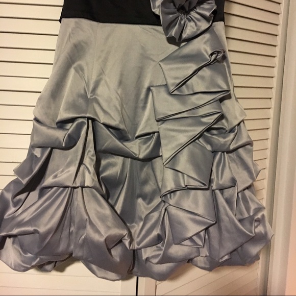 Strapless ruby rox - Picture 2 of 3