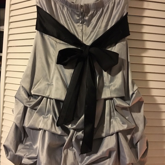 Strapless ruby rox - Picture 3 of 3