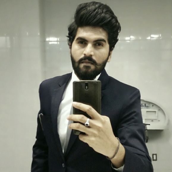 Meet your Posher, Jadhav