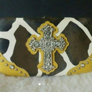 NEW Country Road Wallet Clutch