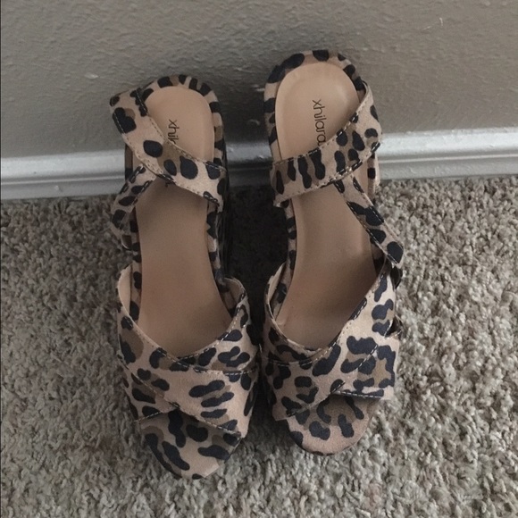 Cheetah Print Wedges