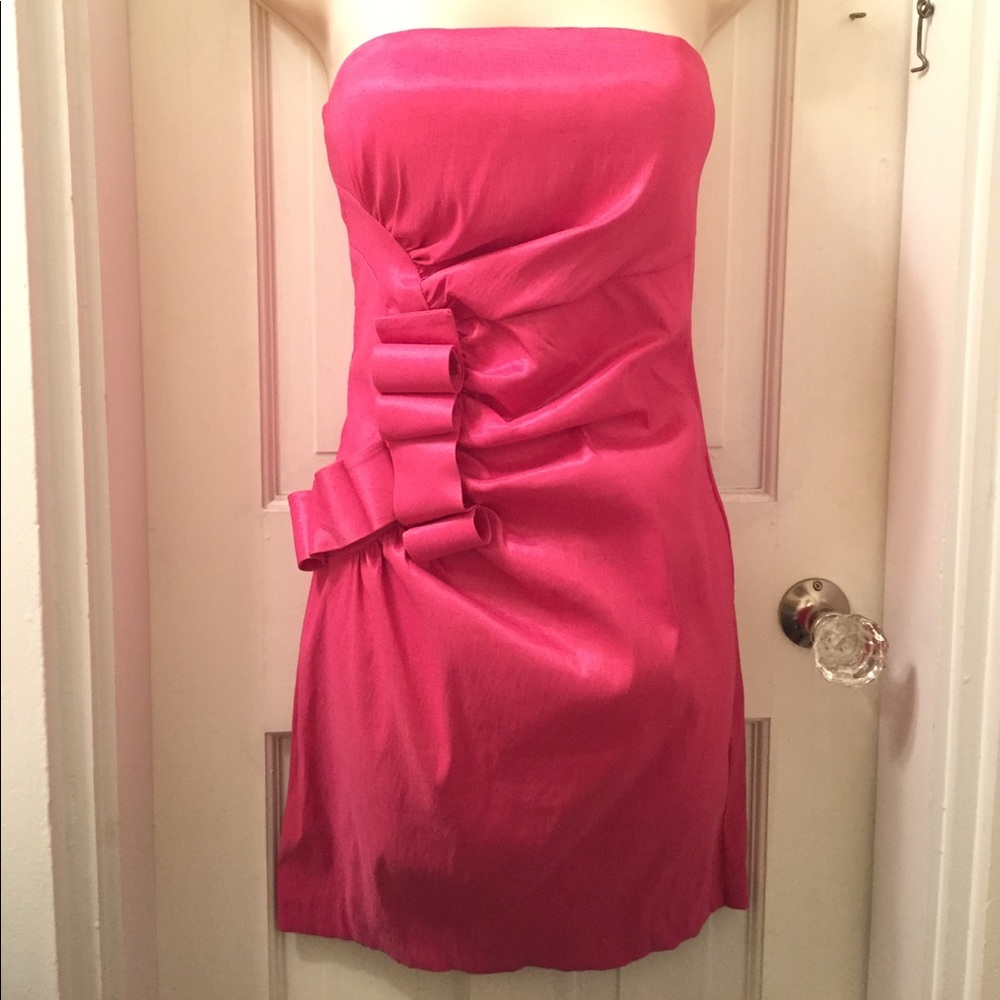 Romeo & Juliet Couture 💕 Pink dress