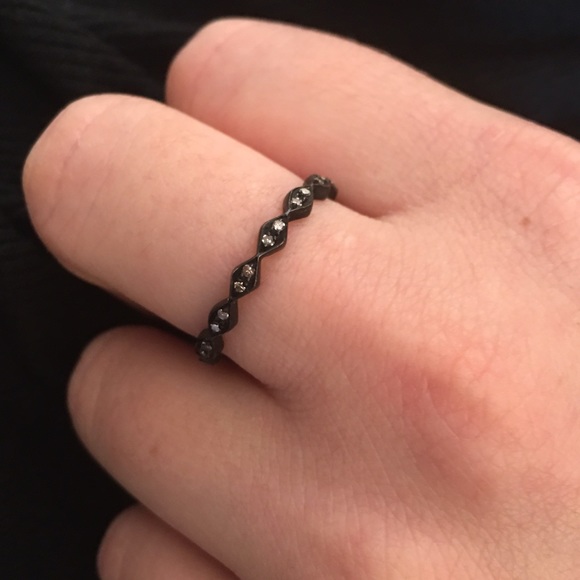 Bettina Duncan black diamond band. - Picture 2 of 2