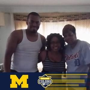 Meet your Posher, Derrick