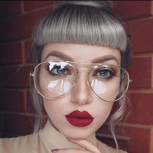 NWOT silver aviator NWOT silver aviator