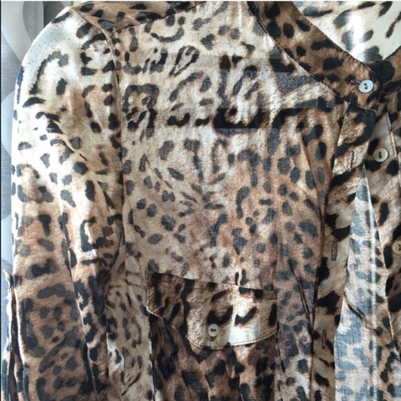 Zara leopard. Button down - Picture 3 of 5